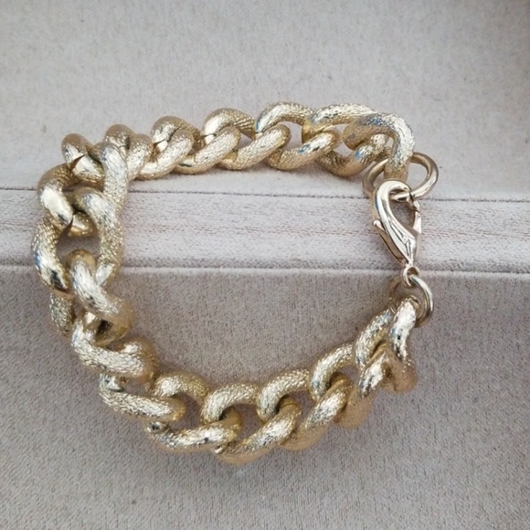 Bracelets - Picture 5 of 5